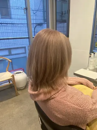 ミディアム カラー SALOWIN新宿三丁目【サロウィン】所属・レイヤー🔶髪質改善 🔶透明感カラー青木のヘアスタイル