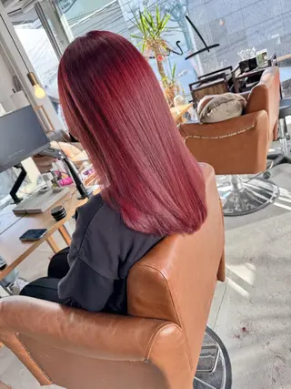 セミロング 髪質改善美髪特化 ルイス奈良のヘアスタイル