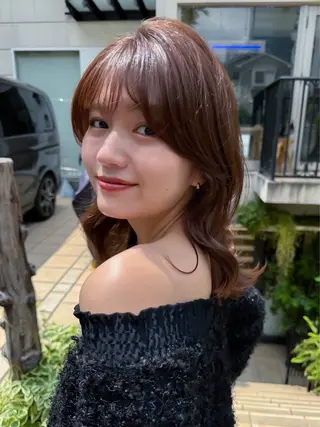 ミディアム カラー 似合わせモテヘア Akari🦢🖤のヘアスタイル