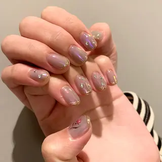 ネイル ウシク ミユキのネイルデザイン