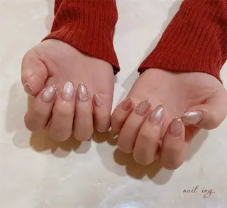 ネイル ｉｎｇ .のネイルデザイン