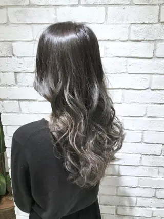 ロング カラー パーマ ヘアアレンジ メンズ バレイヤージュ🌱 渡邉悟🌱のヘアスタイル