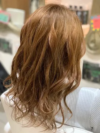 ロング カラー 松吉 純平のヘアスタイル