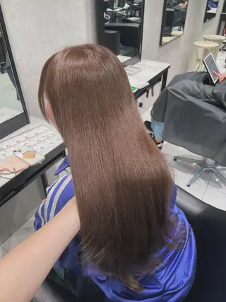 カラー 下茂 優衣のヘアスタイル