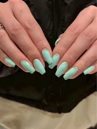 ネイル +vico 堀江店所属・中西 春那のネイルデザイン