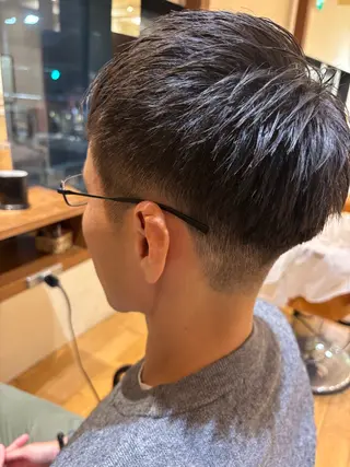 メンズ おもだか　がく /レディースカットのヘアスタイル