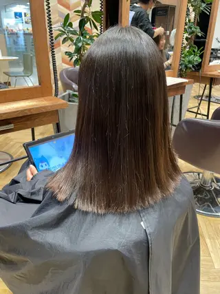 ロング キルンサンピアン所属・ナチュラルカラー 児玉優香のヘアスタイル