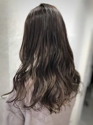 ロング 小松崎 結花のヘアスタイル