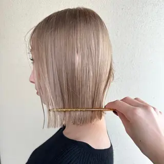 ミディアム カラー regalo 森重ユウのヘアスタイル