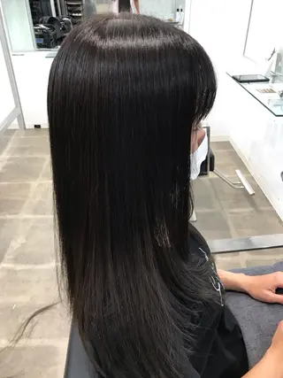 ロング MiND HAiR【マインドヘアー】所属・tomo MiND HAiRのヘアスタイル