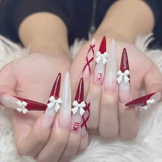 ネイル ゴテゴテネイルサロン所属・ゴテゴテ ネイルのネイルデザイン