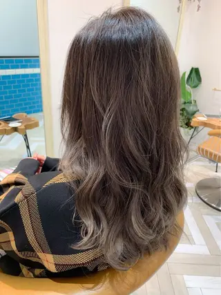 セミロング 新宿/韓国レイヤー/ 顔周りカット松本美晴のヘアスタイル