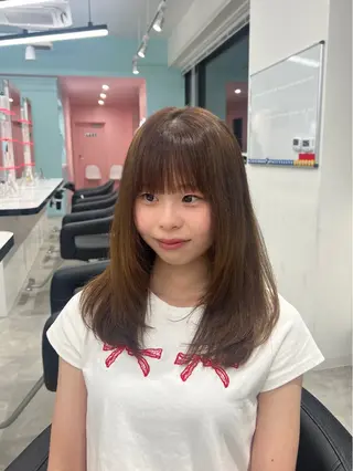 ミディアム 🥨ベージュ/グレー ジュ/moe🥨のヘアスタイル