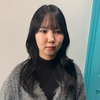 セミロング カラー 韓国ヘア AINA🐱のヘアスタイル
