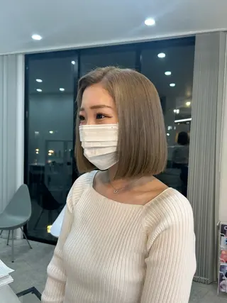 ショート カラー suehiro yunaのヘアスタイル