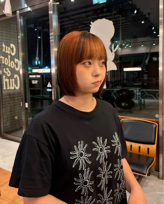 ショート カラー SASAnagano 堀内未梨のヘアスタイル