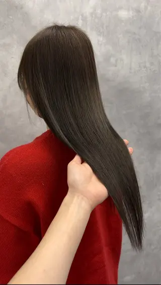 セミロング NUMBER 天王寺YUYAのヘアスタイル