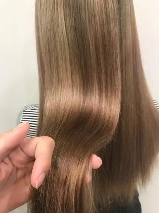 ロング yukari 艶髪ヘアのヘアスタイル