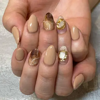 ネイル Yuu. nailsTOKYOのネイルデザイン