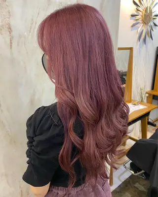 ロング カラー なつき/派手髪カラー /艶髪カラーのヘアスタイル