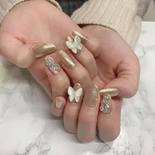 ネイル はな💎ネイル ワンホン、長さ出しのネイルデザイン