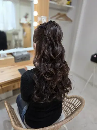 ヘアアレンジ Sara/ヘアメイク /パーソナルカラーのその他イメージ