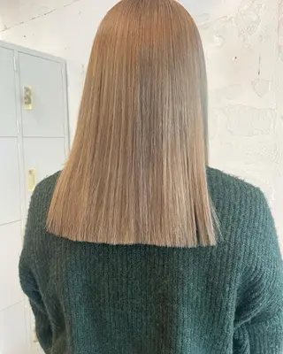 セミロング カラー ヘアアレンジ satsuki 暖色・ブラウンカラーのヘアスタイル