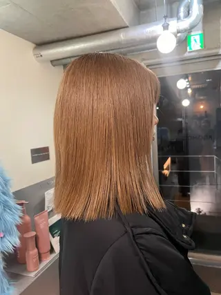 ミディアム レイヤーカット/ハイ トーンカラー/きらのヘアスタイル