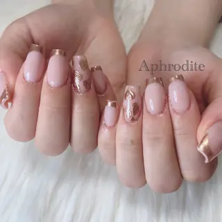 ネイル Aphrodite パラジェル認定サロンのネイルデザイン