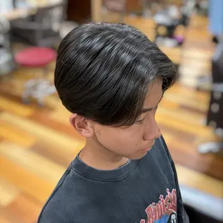 ショート YELLOW CORN 金沢文庫所属・【金沢文庫4分】髪質 改善/縮毛矯正アラタのヘアスタイル