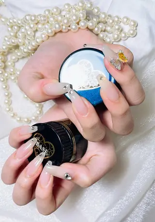 ネイル KiKO 🌻ひまわりサロンのネイルデザイン