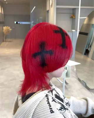 ショート 【デザインカラー】 難波　秀喜のヘアスタイル