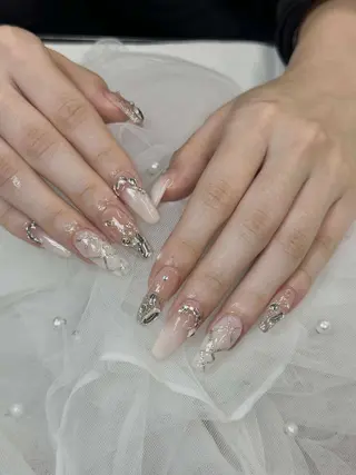 ネイル Iconic所属・Iconic Nailのネイルデザイン