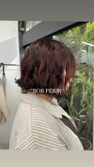 ショート カラー パーマ レイヤーパーマ、ボブ 小須田ゆあのヘアスタイル