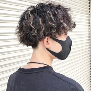 ショート カラー パーマ メンズ ✂︎ウルフ・ショート ✂︎MIKUNIのヘアスタイル