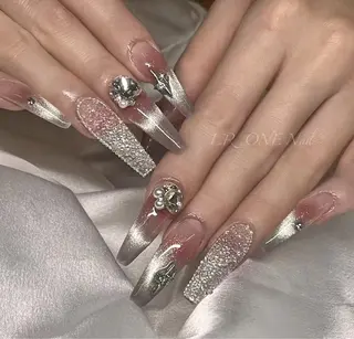 ネイル LR.ONE ヨウのネイルデザイン