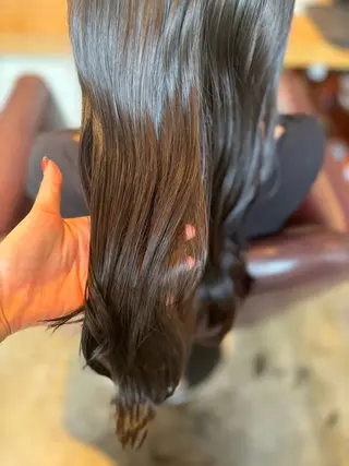 ロング カラー 髪質改善カラー ベージュ🤎YUMEのヘアスタイル