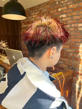 ショート カラー irwi/イルウィ所属・miku🎀門前仲町 ブリーチ・レイヤーのヘアスタイル