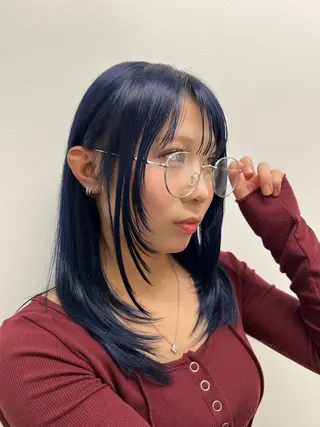 カラー 愛子 /ハイトーンのヘアスタイル