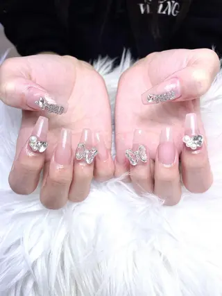 ネイル ナナ　ネイル Salonのネイルデザイン