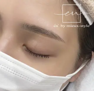 アイブロウ Na0 .en ornerのマツエク・マツパデザイン