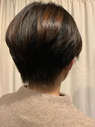 ショート ブリーチなしWカラー /地毛風/小林凪沙のヘアスタイル