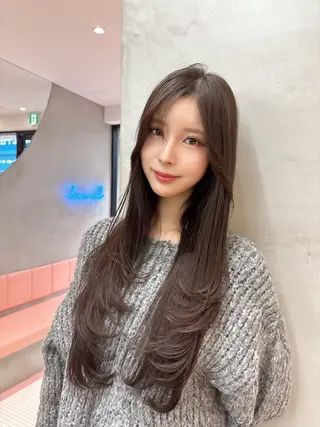 ロング ❤︎韓国レイヤー/透 明感カラー/目黒のヘアスタイル