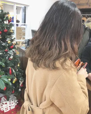 ロング カラー RoL by apollo所属・横浜ブリーチムラ直し 特化美容師/海崎剛史のヘアスタイル