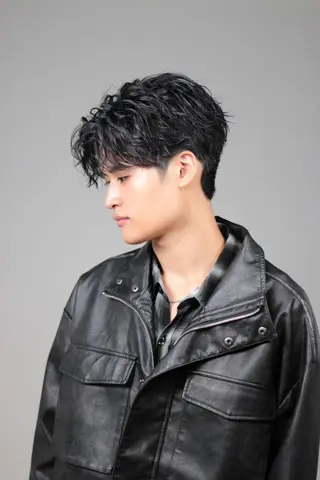 メンズ 🔥大人の色気パーマ メンズヘア特化🔥のヘアスタイル