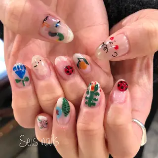 ネイル Seis Shihoのネイルデザイン