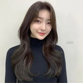 セミロング カラー 縮毛矯正×韓国ヘア 🇰🇷小笠原のヘアスタイル