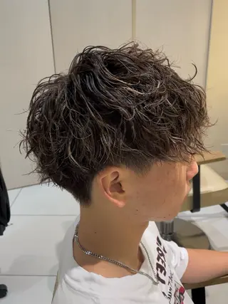 ミディアム カラー メンズ 本厚木|縮毛矯正/ 酸性スト専門サロンのヘアスタイル