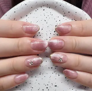 ネイル AngelChris ビューティーサロンのネイルデザイン