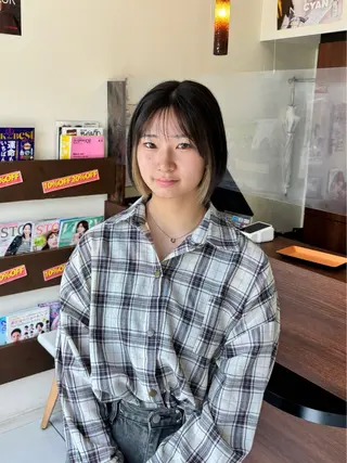 ショート カラー 小野 友暉のヘアスタイル